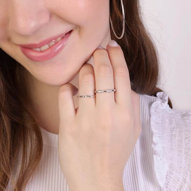 Zilveren ring gedraaid glad met zirkonia
