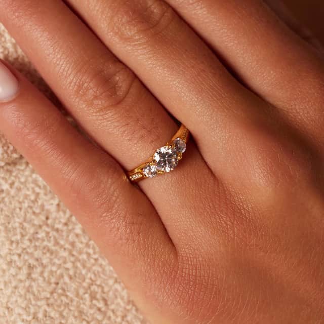 Zilveren goldplated ring met zirkonia