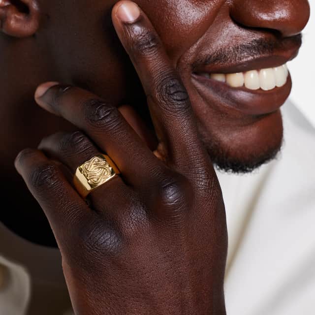 Gerecycleerd stainless steel goldplated ring surinaamse mattenklopper
