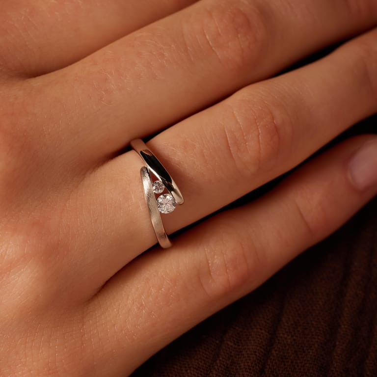 Zilveren ring met zirkonia