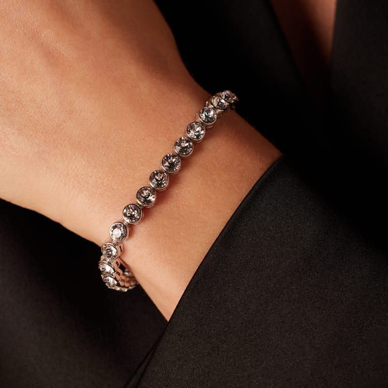 Silbernes Tennisarmband mit Swarovski-Kristallen für Damen
