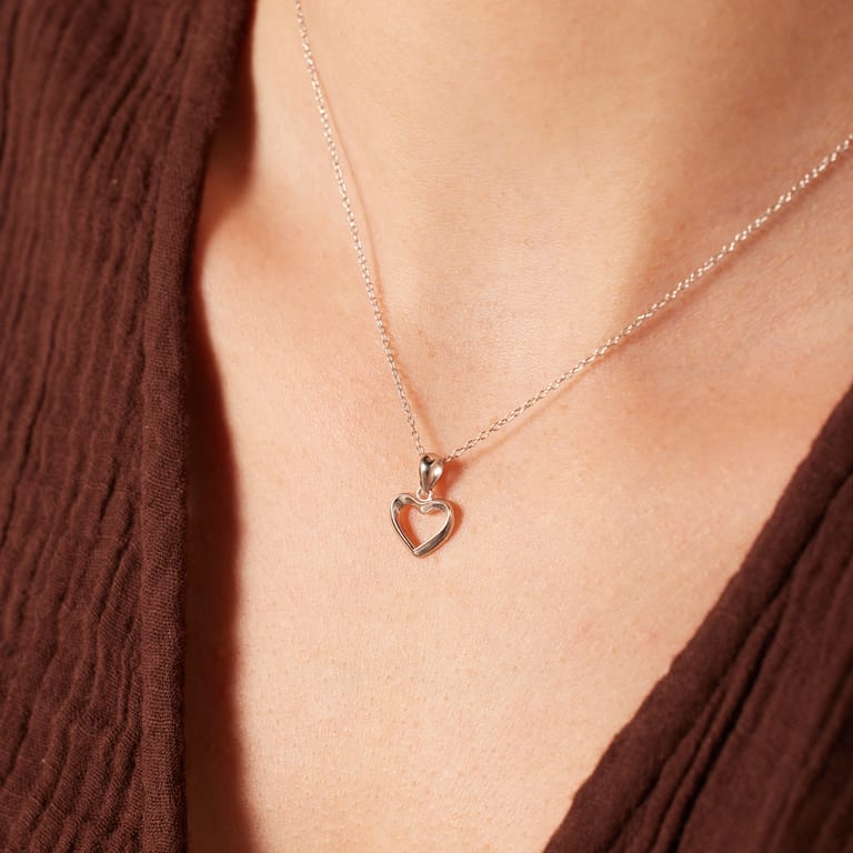 Zilveren collier met hanger hart voor dames