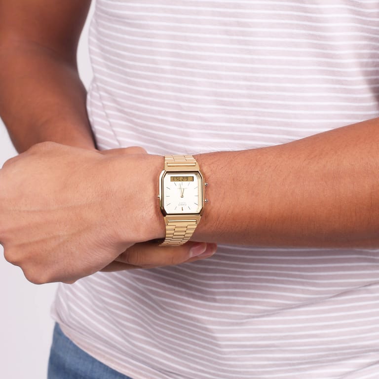 Casio Retro Analoog en digitaal Heren Horloge Goudkleurig AQ-230GA-9DMQYES