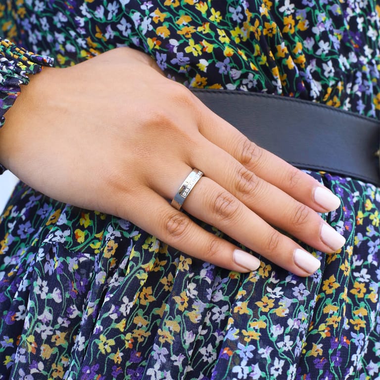 Gerecycled stainless steel liefdesring chicago dames zirkonia