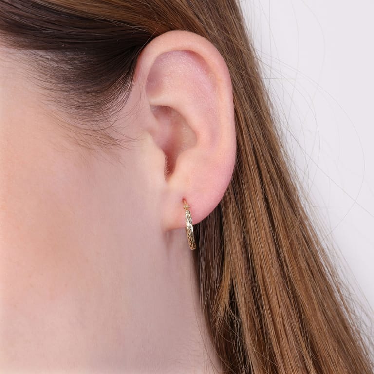 375 Gold Creolen bearbeitet 13 mm