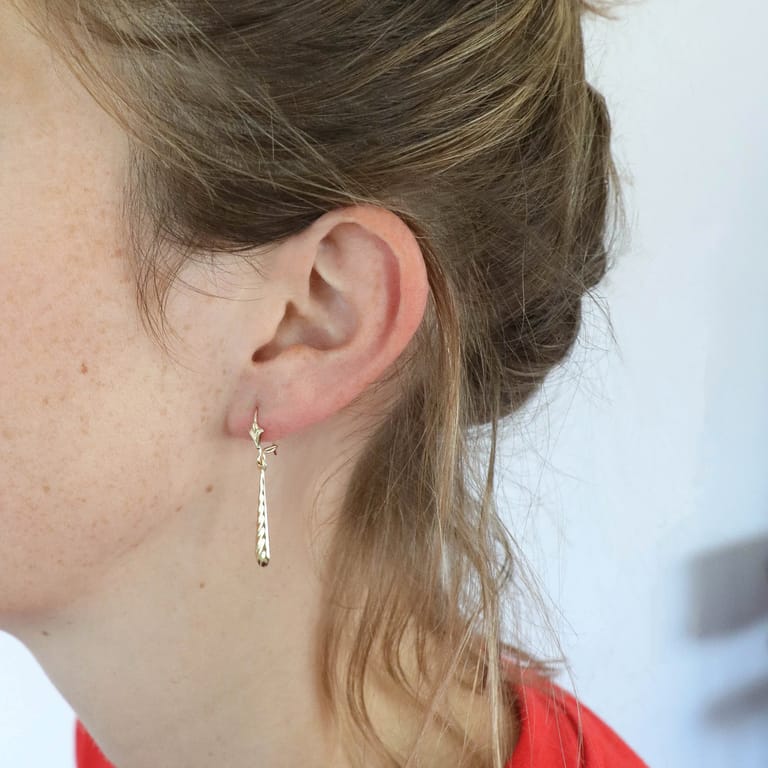 9 karaat oorhangers pegel voor dames