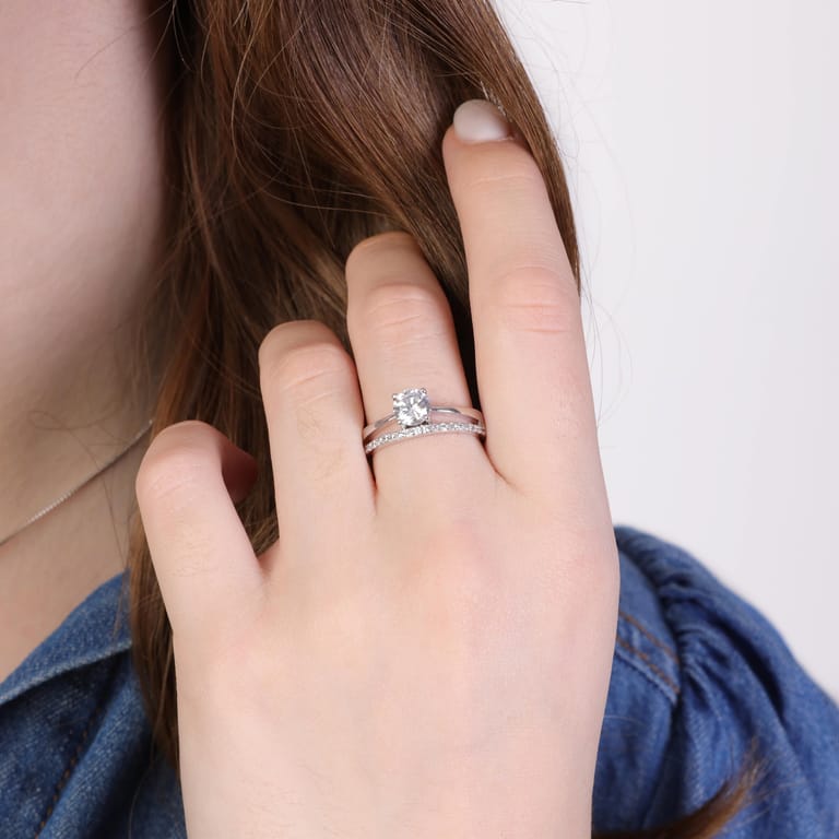Zilveren ring met zirkonia