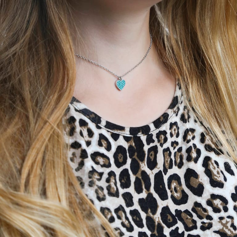 Little Miss Fabulous gerecycled stalen kinderketting hart met blauw zirkonia kristal