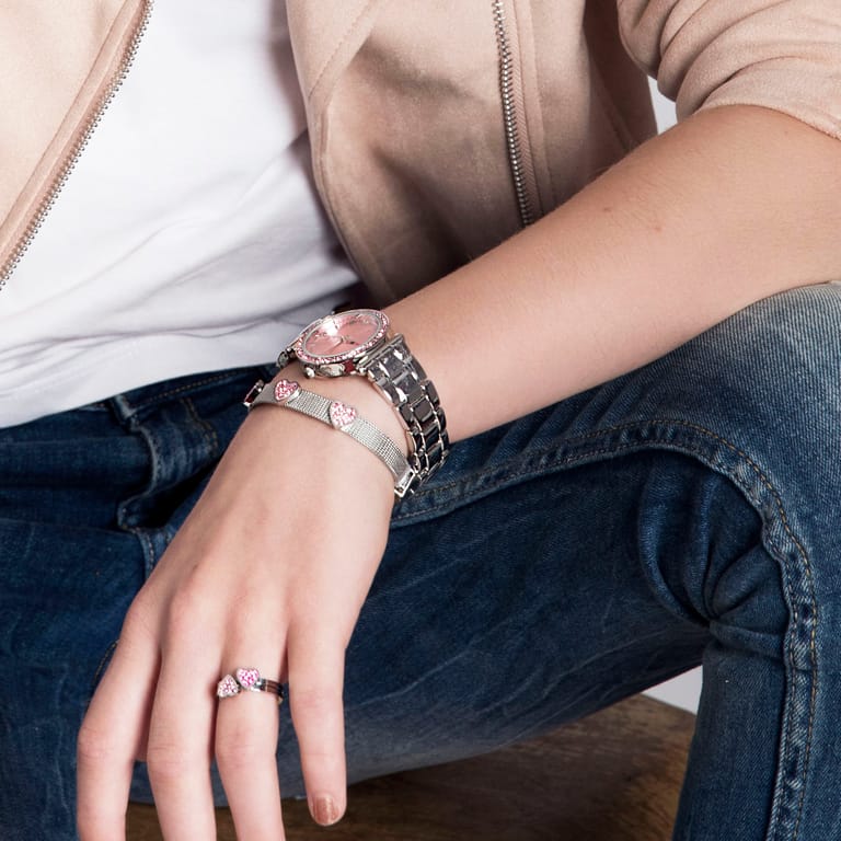 Gerecycleerd stalen kinderarmband hart met roze kristal