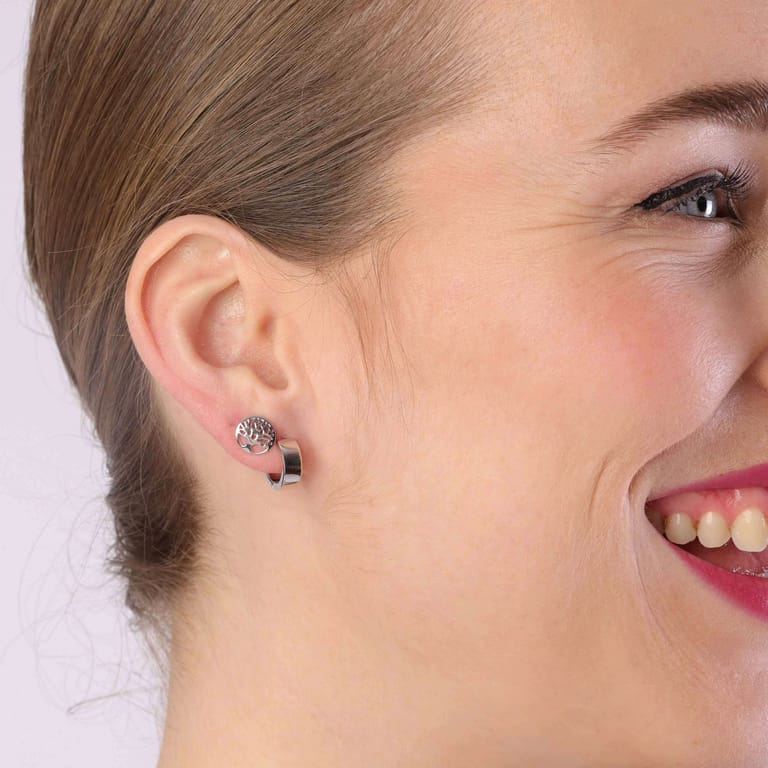 Zilveren oorknoppen levensboom voor dames