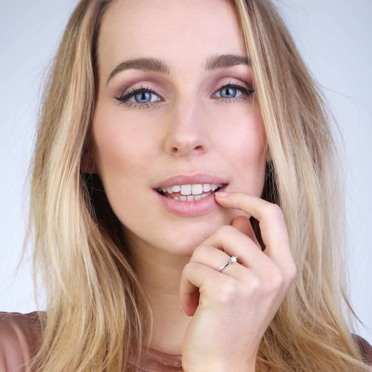 14 karaat witgouden solitair ring met diamant (0,30ct.)