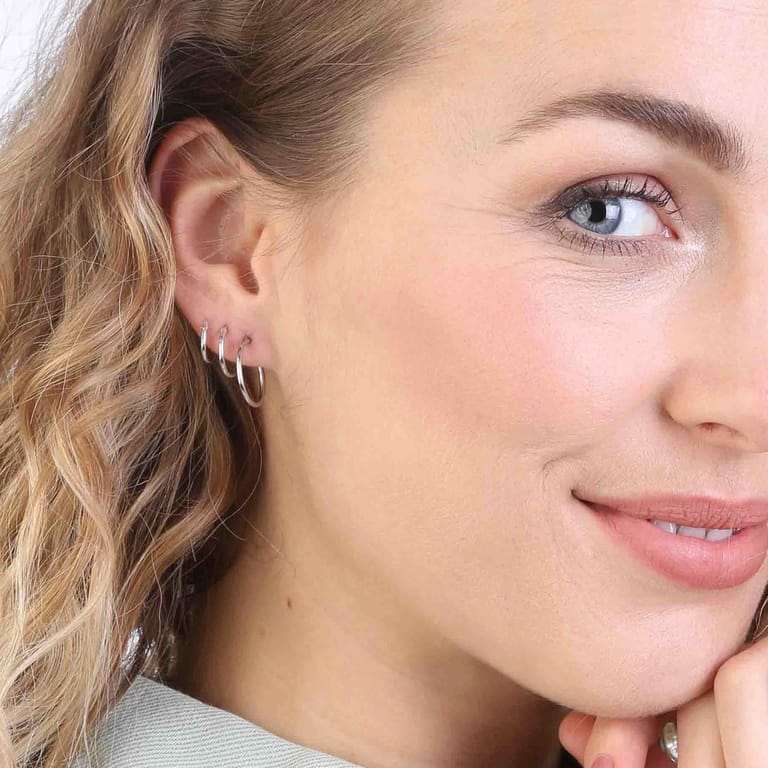 Zilveren oorringen rhodiumplated 15mm voor dames