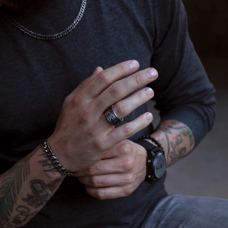 Stainless steel ring mat cloud met zwarte accenten