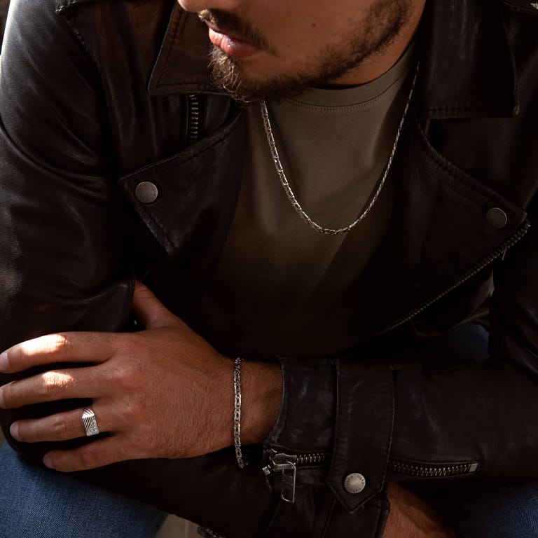 Gerecycleerd zilveren herenarmband schakel. 