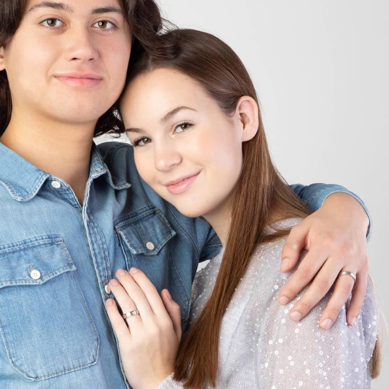 Zilveren goldplated liefdesring Salamanca met zirkonia voor dames