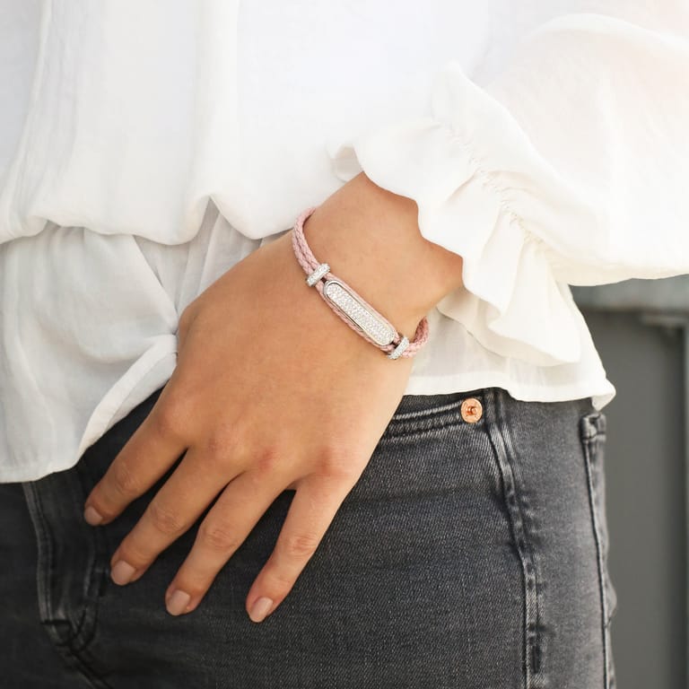 Edelstahl-Plattenarmband mit Leder und hellrosafarbenem Kristall