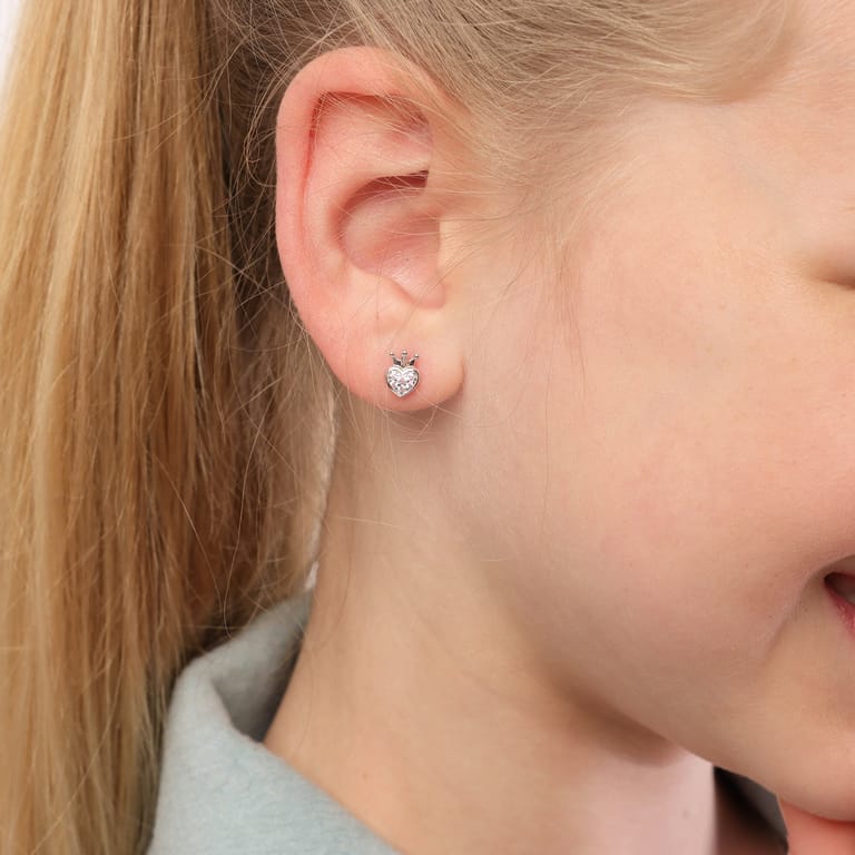 Zilveren oorbellen hart met roze zirkonia