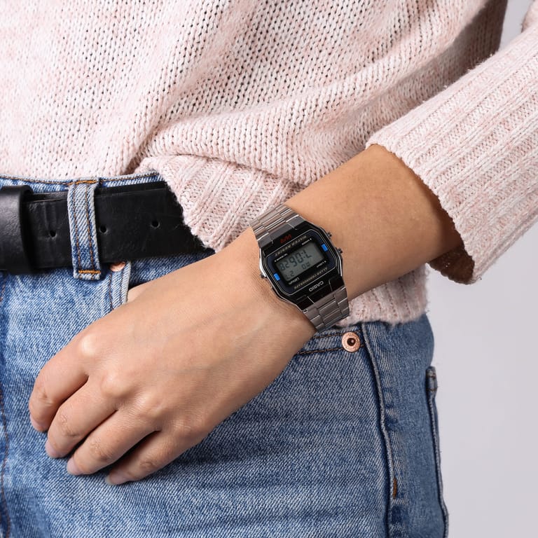 Casio Retro Digitaal Horloge Zilverkleurig A163WA-1QES