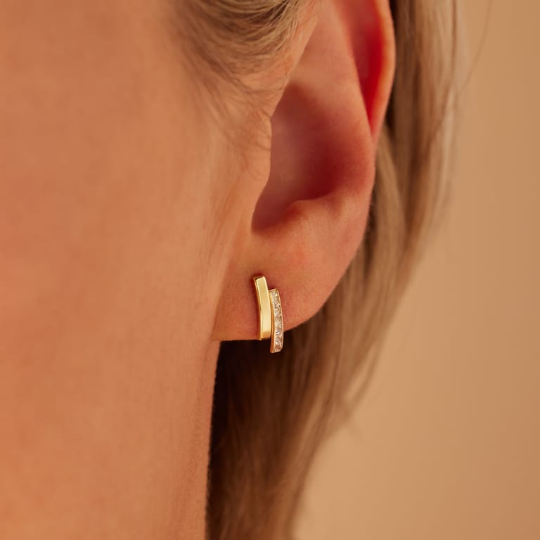 9 karaat oorknoppen dubbel bar zirkonia voor dames
