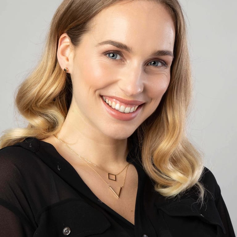14 karaat gouden ketting v voor dames