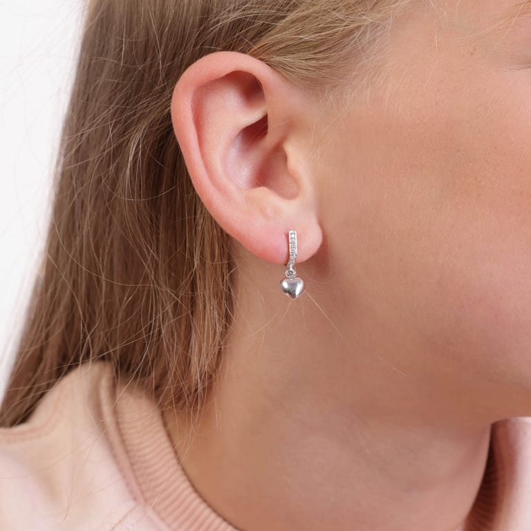 Zilveren oorknoppen hart zirkonia voor dames
