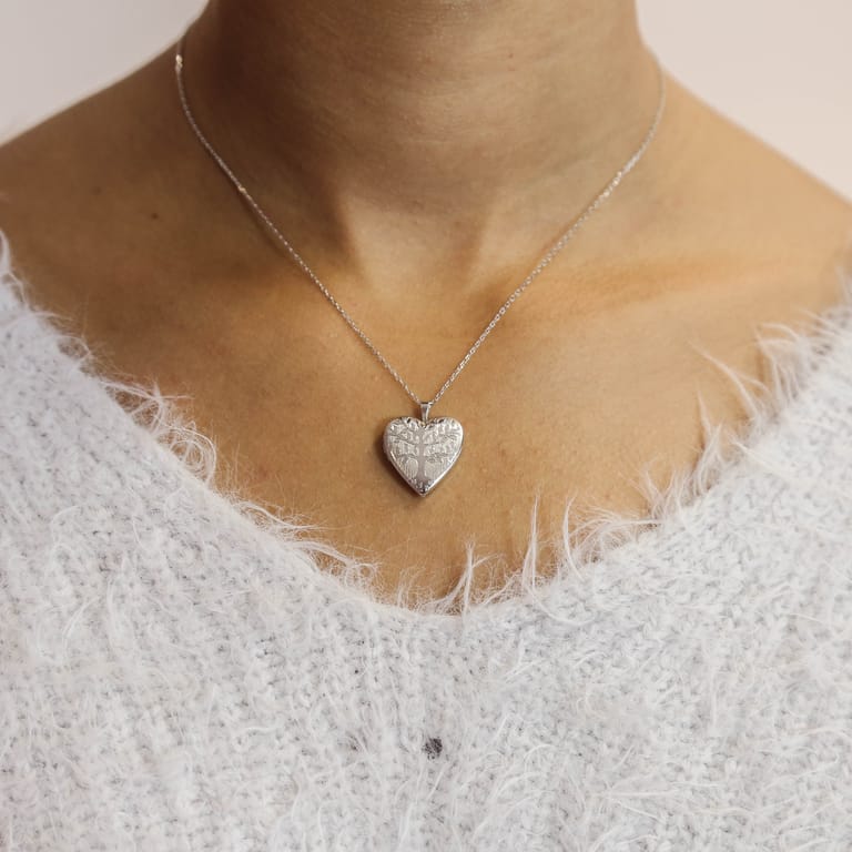 Medaillon-Anhänger aus 925 Silber, Herz, Lebensbaum
