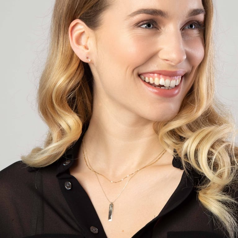 14 karaat geelgouden oorbellen pijl