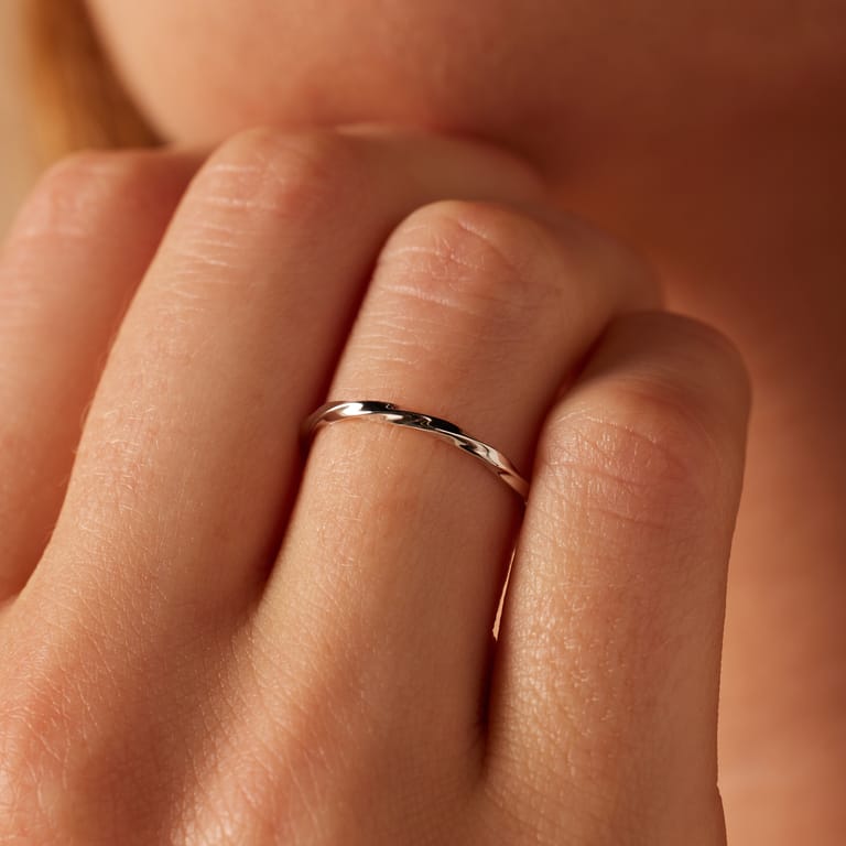 Zilveren ring twist