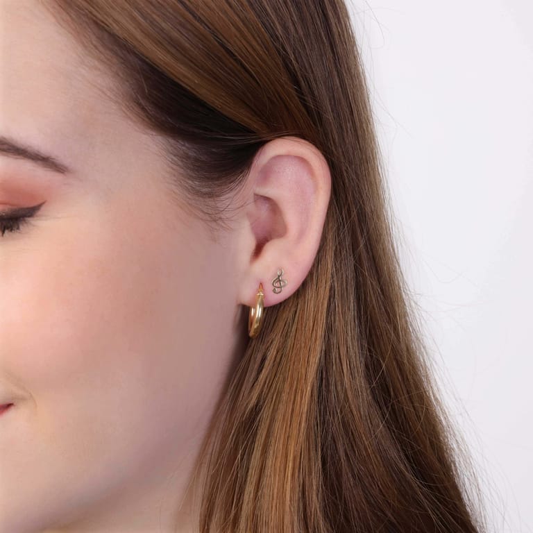 9 karaat oorknoppen muzieknoot voor dames