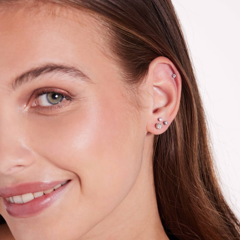 Stalen helixpiercing met zirkonia