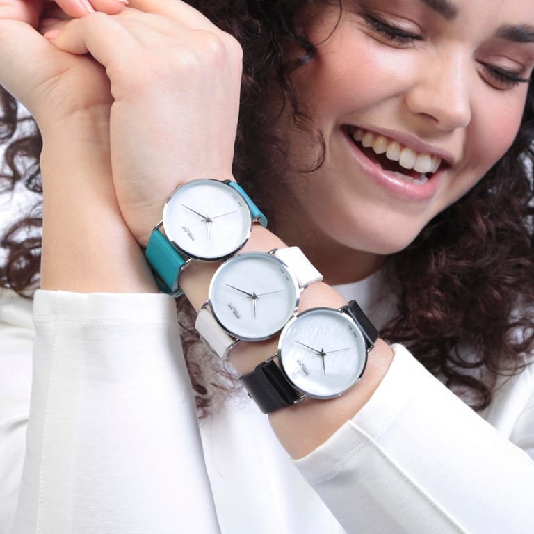Donna Mae horloge met witte leren band