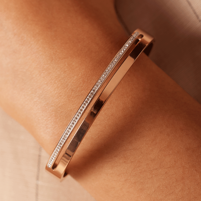 Gerecycleerd stainless steel armband bangle rose wit kristal