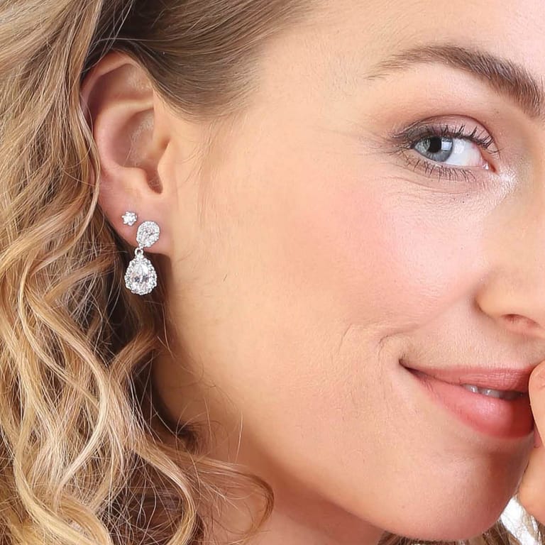 Zilveren oorknoppen rond 3mm met zirkonia voor dames