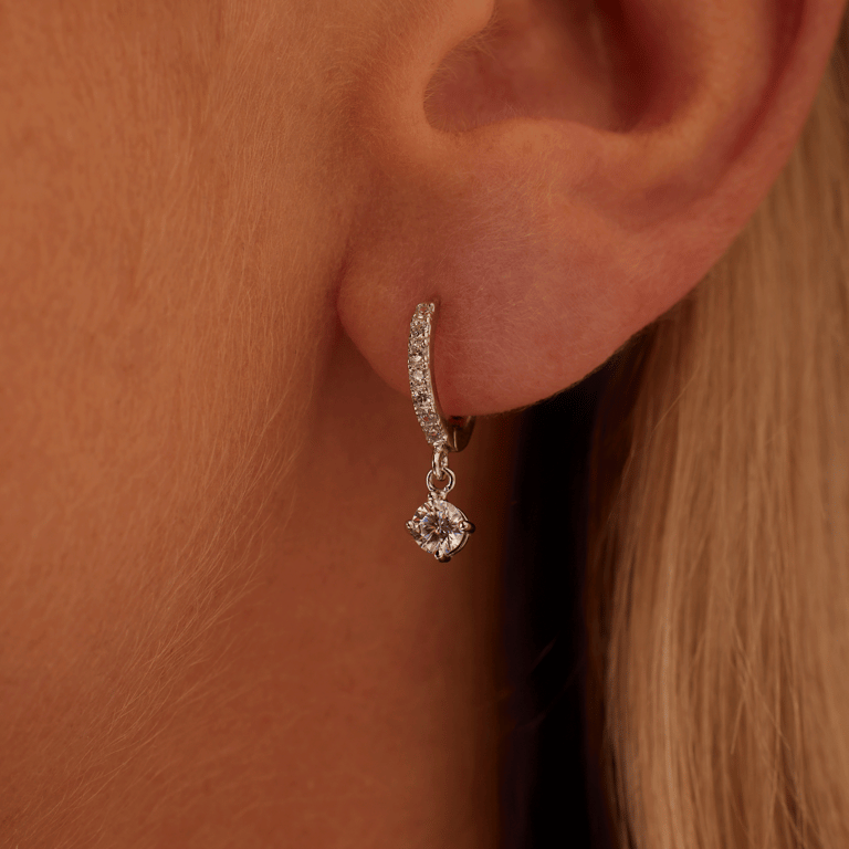 Zilveren oorringen met hanger zirkonia voor dames