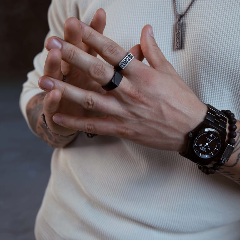 Gerecycleerd stainless steel heren zegelring zwart