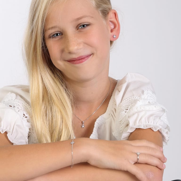 Zilveren kinderarmband bloem met roze zirkonia