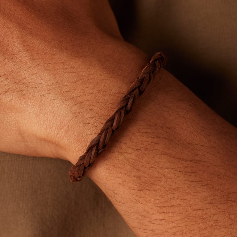 Herrenarmband, Edelstahl, rund, Leder, dunkelbraun, 6 mm