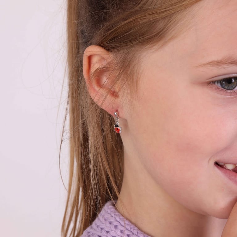 Zilveren kinderoorbellen rood lieveheersbeestje