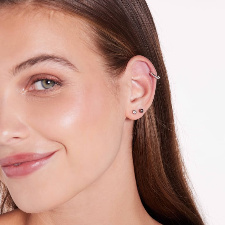 Zilveren helixpiercing twist