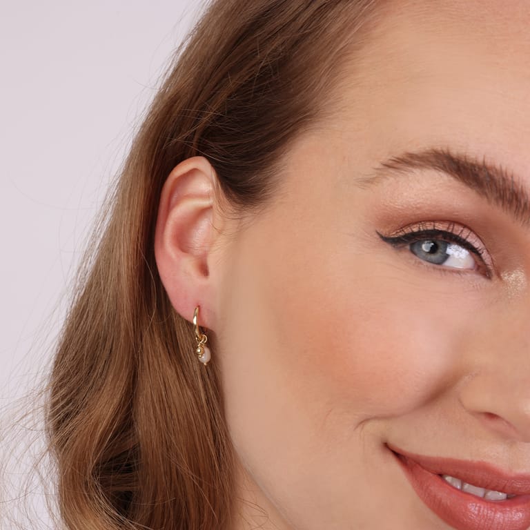 Zilveren goldplated oorringen met zoetwaterparel voor dames