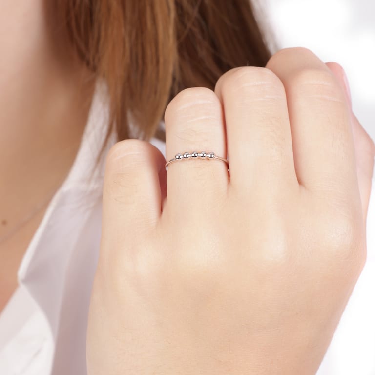 Zilveren ring bal
