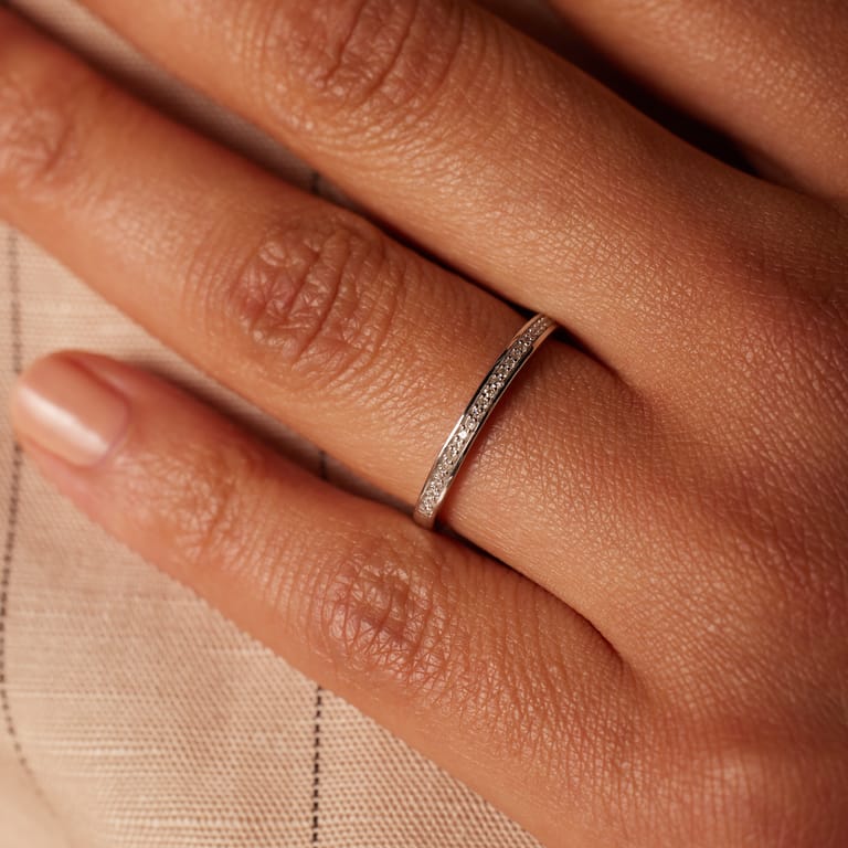 14 Karaat witgouden railring 29 diamanten 0,08ct