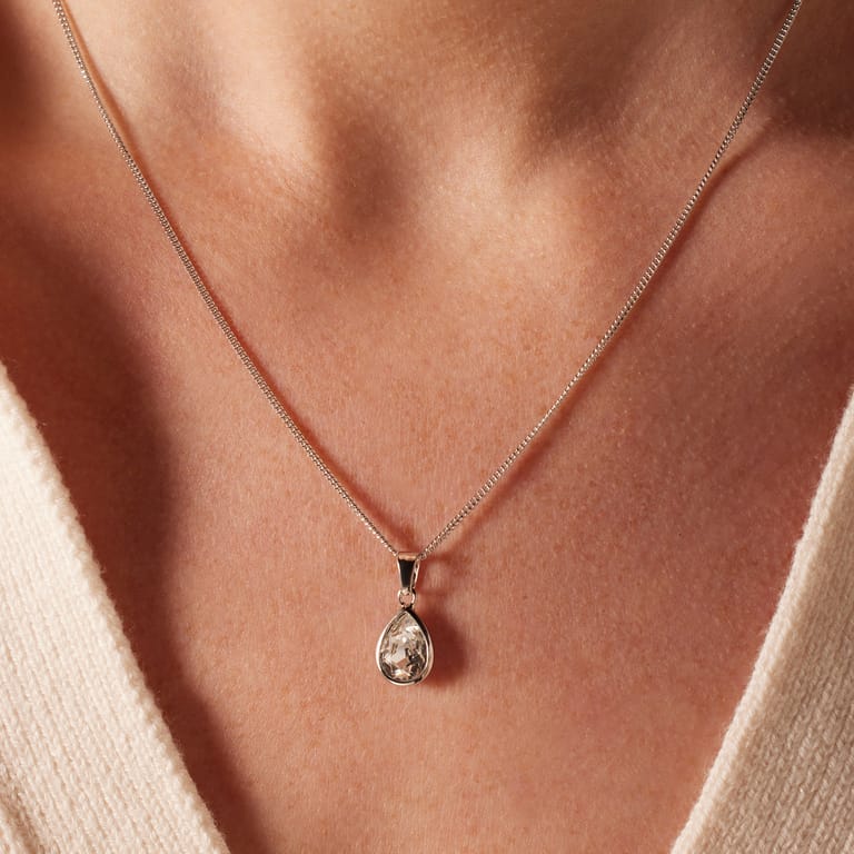 Zilveren ketting met hanger druppel kristal voor dames