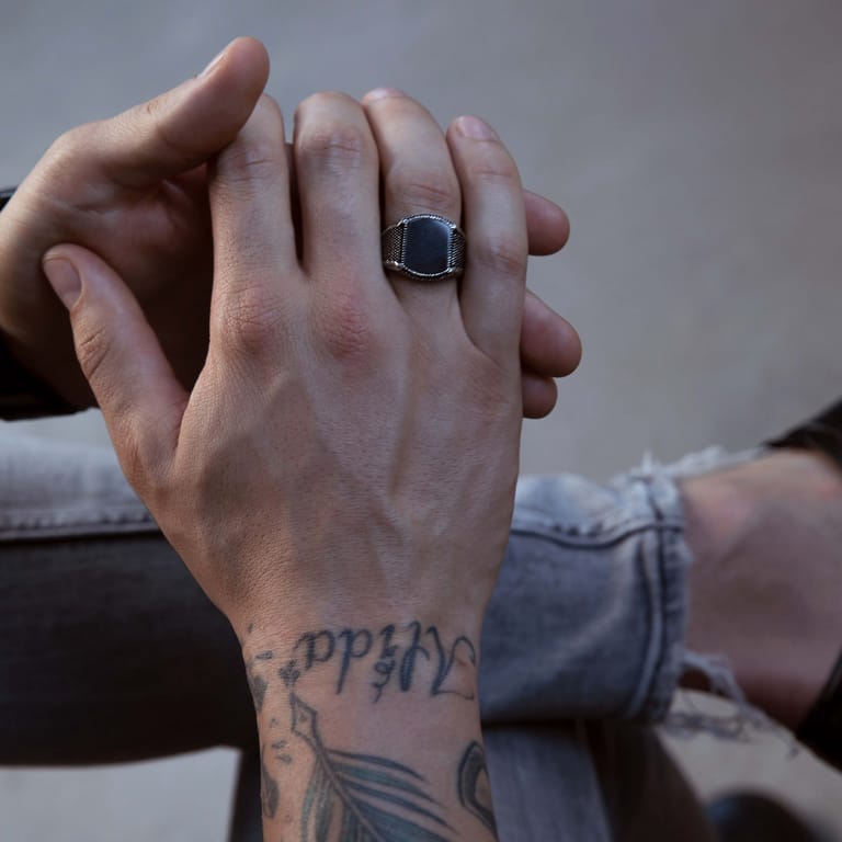 Gerecycleerd stainless steel heren zegelring zwart agaat