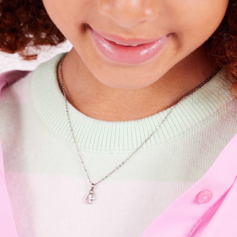 Zilveren ketting met hanger eenhoorn met emaille