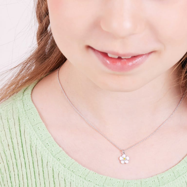 Zilveren ketting met hanger bloem enamel