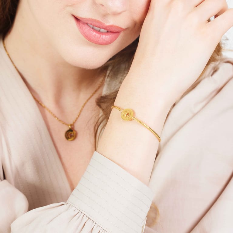 Stalen goldplated fantasiearmband met letterhanger G voor dames