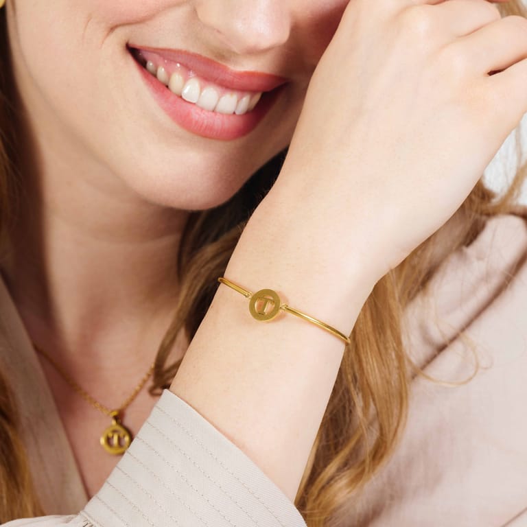 Stalen goldplated fantasiearmband met letterhanger T voor dames