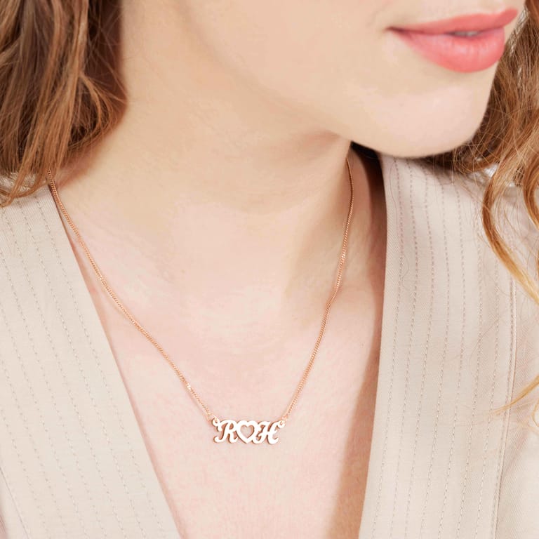 Zilveren roséplated naamketting voor dames