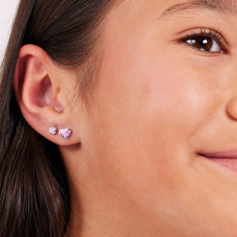 Tiny tips stainless steel oorbellen roze glitter hartjes